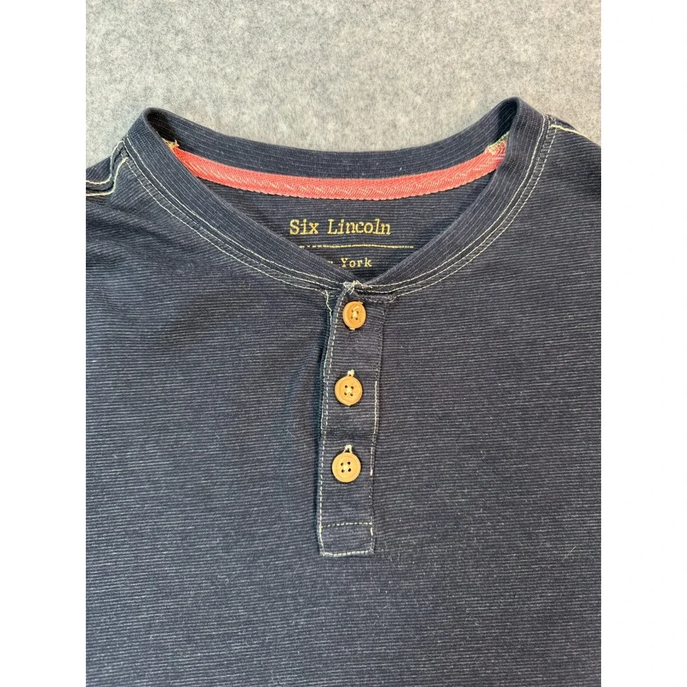 Six Lincoln New York Mens Large Henley Shirt Navy Blue Striped Short Sleeve L
